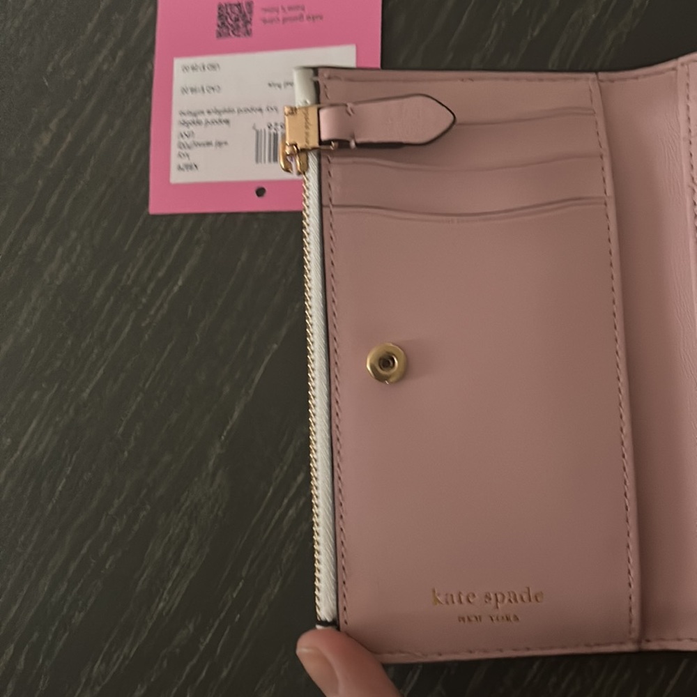 NWT Kate Spade Lucy Leopard Wallet - Picture 5 of 8